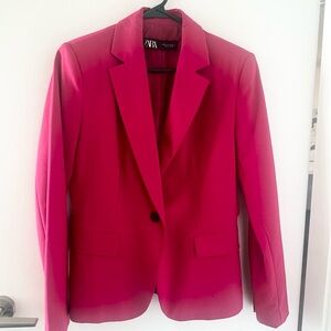 Fuchsia blazer. (Matching pants for sale separately) Super fun. Very Barbie.  🩷